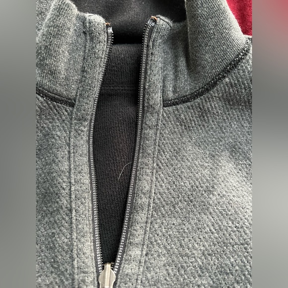 Tommy Bahama Men’s Reversible Half-Zip | size Large - Picture 4 of 5